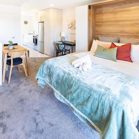 City Living: Upper Studio Haven On Wilmer Christchurch Esterno foto